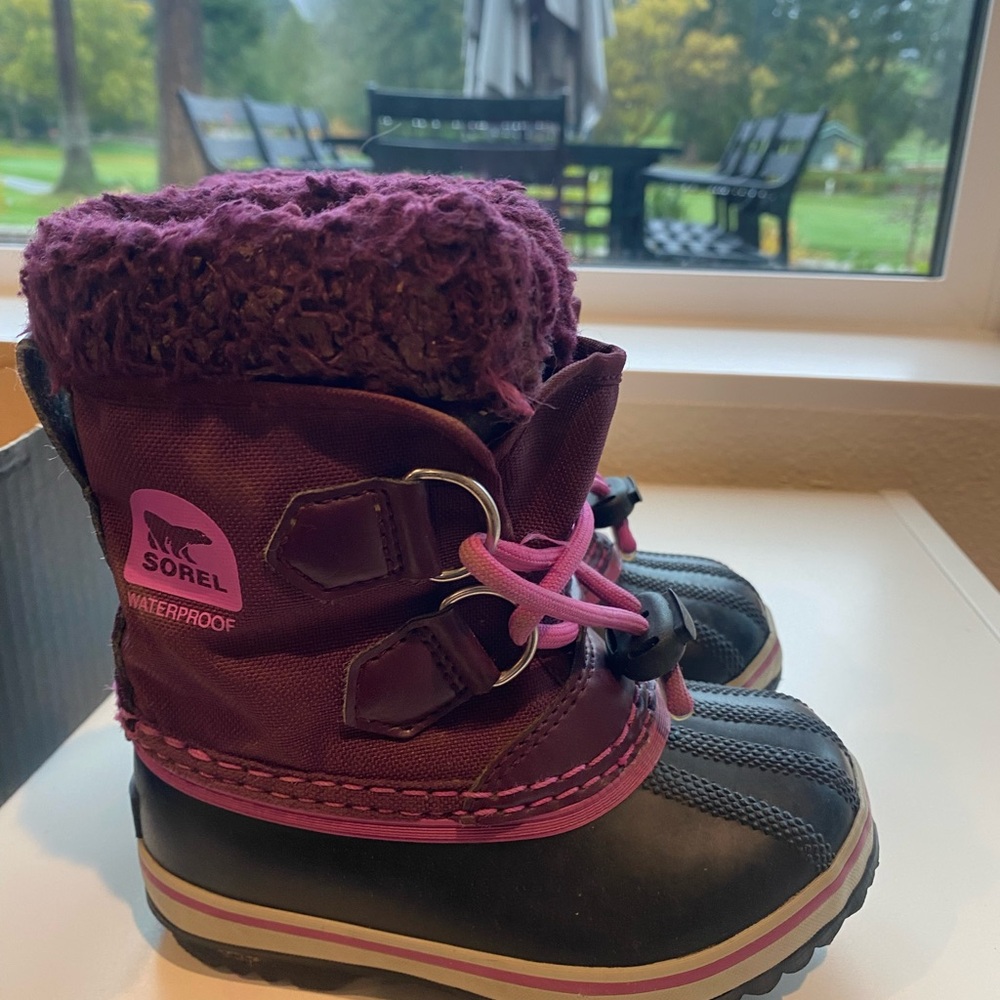 Sorel Kids Snow Boots - Purple and Black